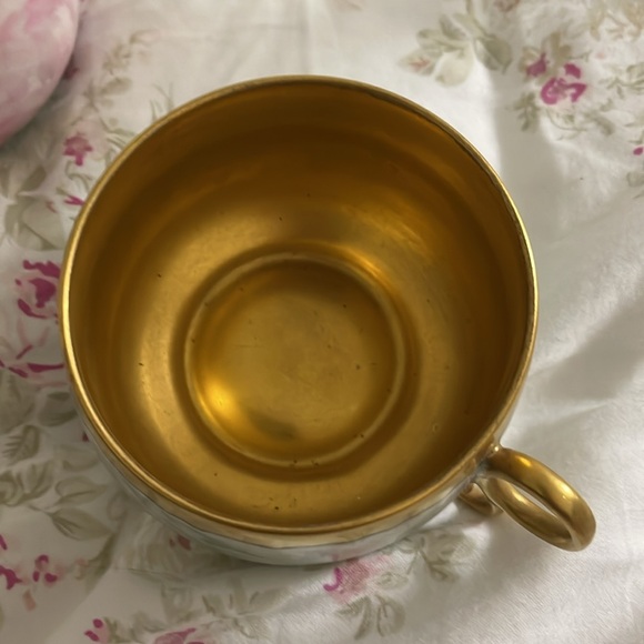 Tea Cups and Saucers - Antique Tea Cup Sets - china - Picture 7 of 10